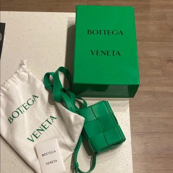 Bottega Veneta Green Candy Cassette - Picture 4 of 5